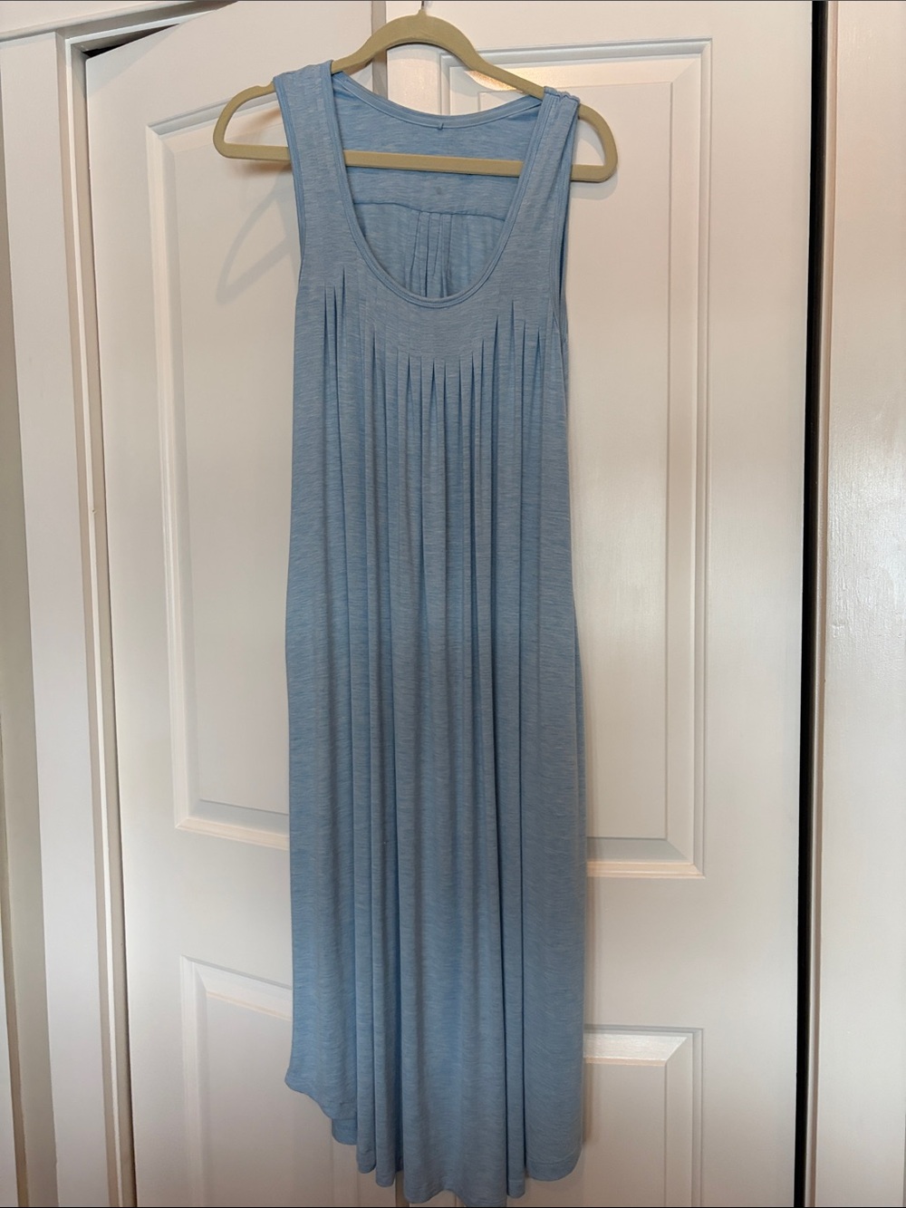 Sleeveless Light Blue Pleated Maxi Dress by